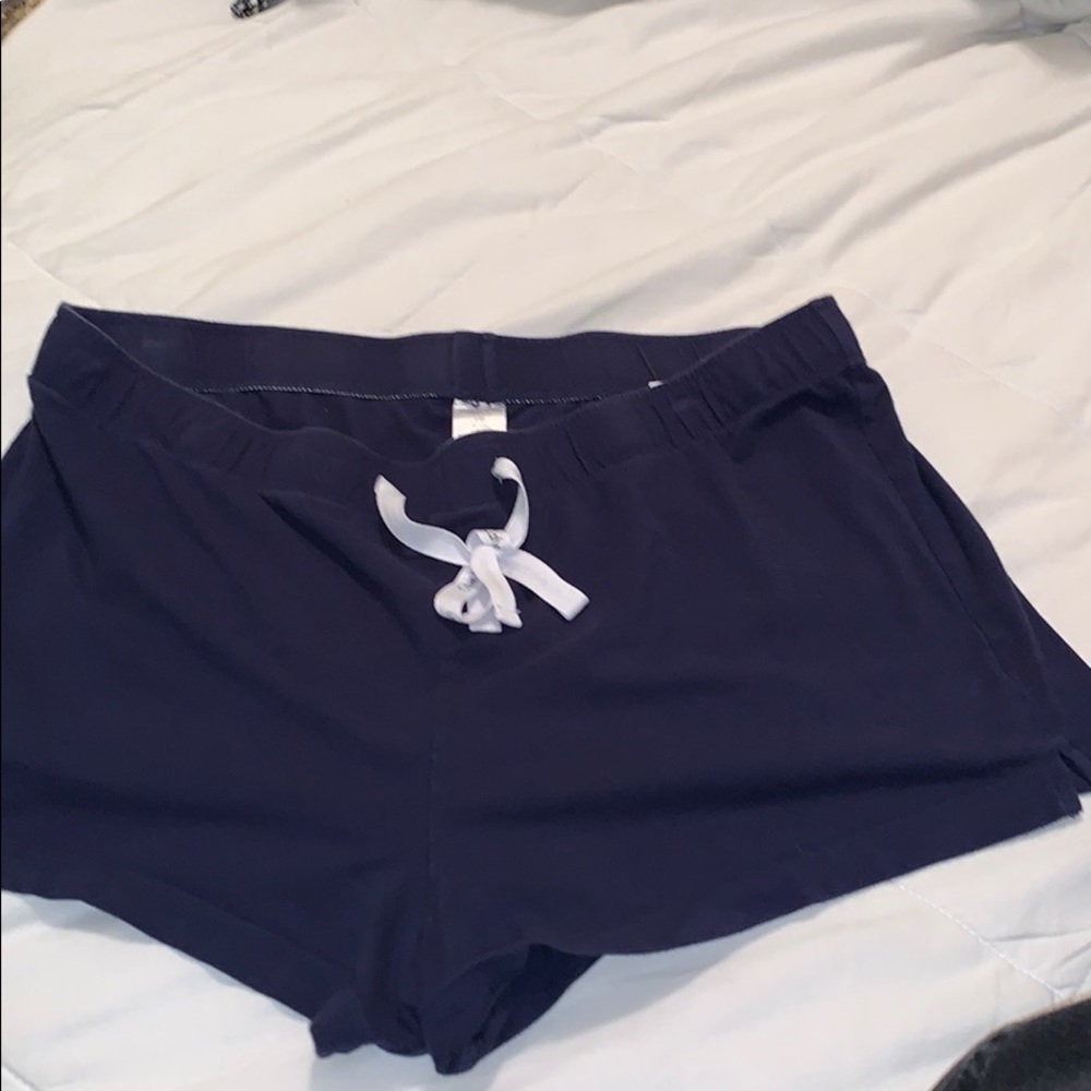 Calvin Klein shorts sz l navy